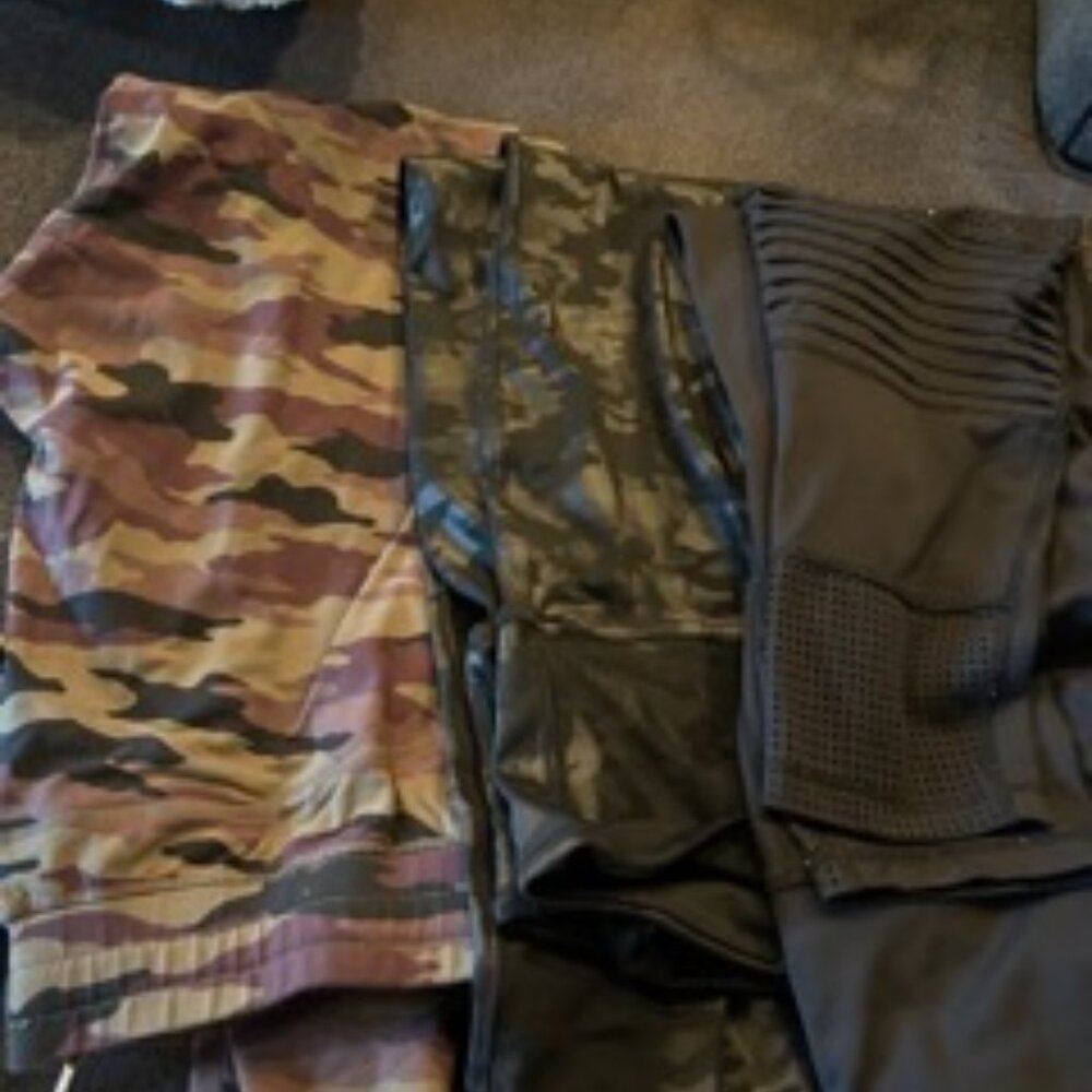 Zyia Athletic Pants Lot